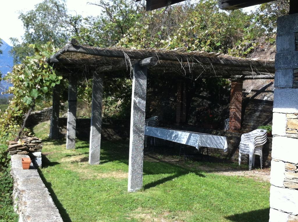 Ferienwohnung Il Ciliegio Selvatico Verbania Exterior foto