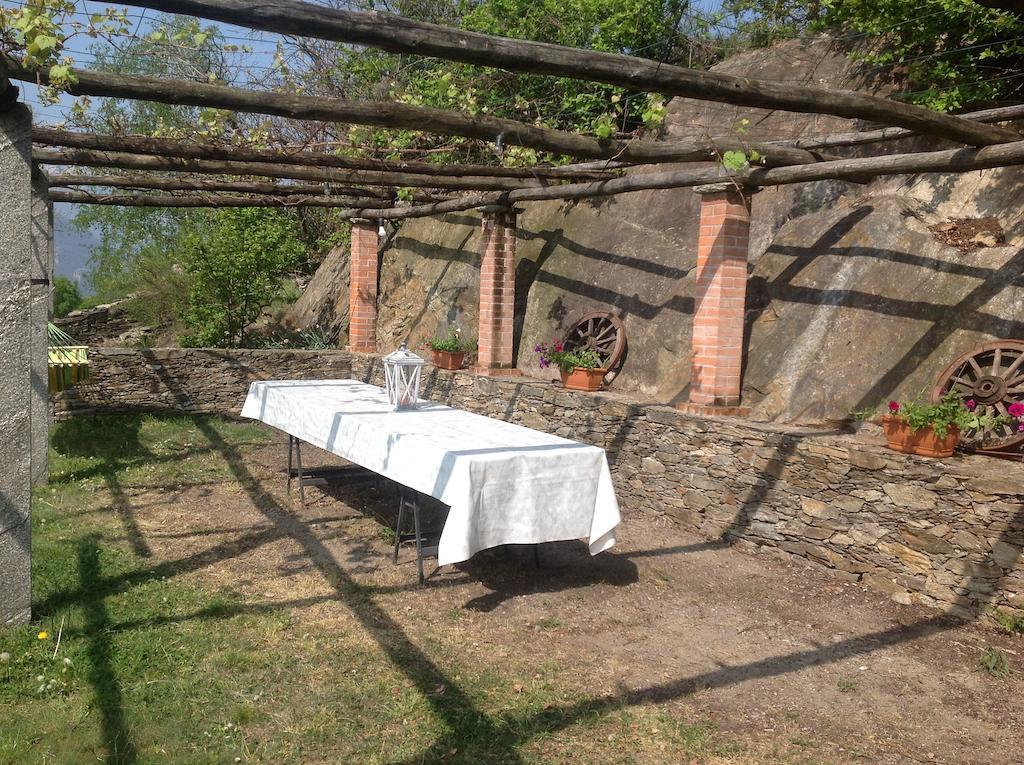 Ferienwohnung Il Ciliegio Selvatico Verbania Exterior foto