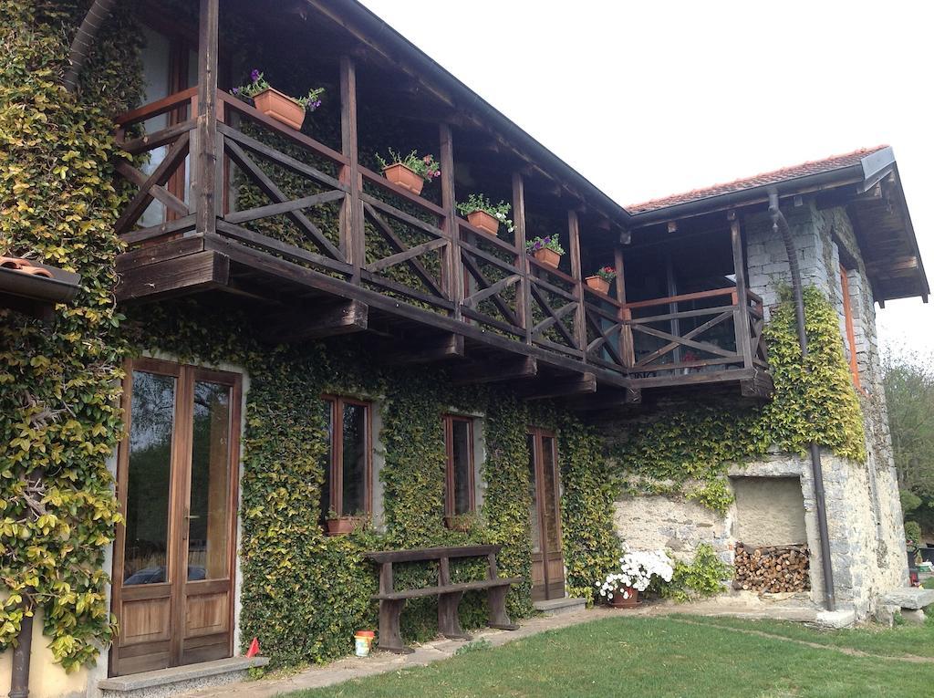 Ferienwohnung Il Ciliegio Selvatico Verbania Exterior foto